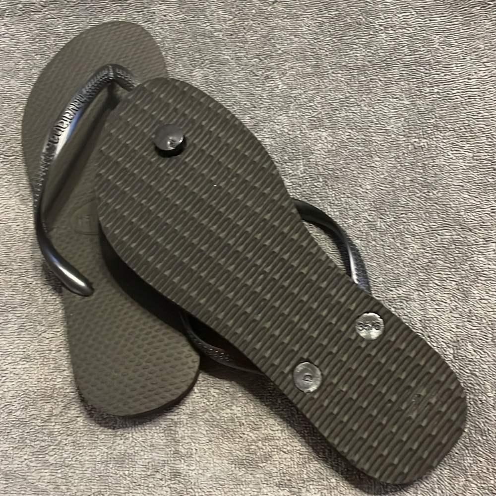 Havaianas Black Women’s flip flop size 6W US - Picture 2 of 8